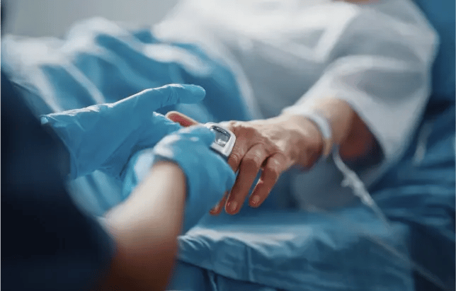 patient_undergoing_critical_care