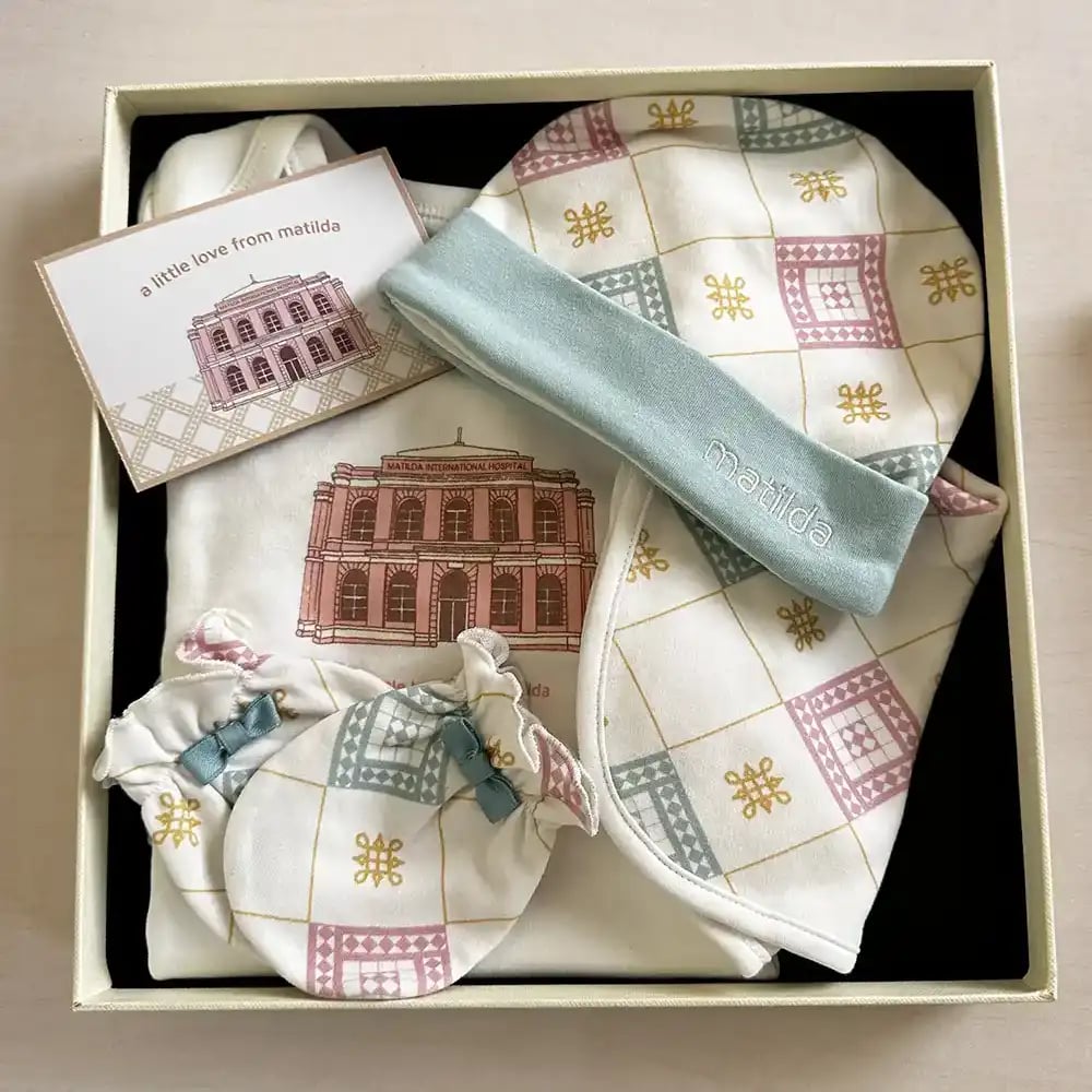 Building Heritage Baby Cloth Set